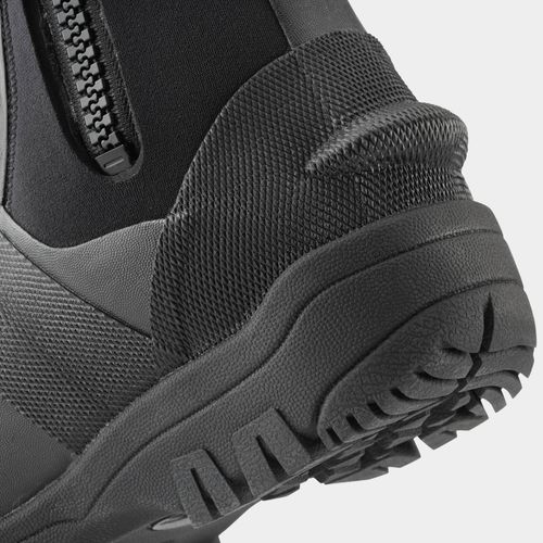 NRS30037_02_Black_na_HeelDetail.jpg